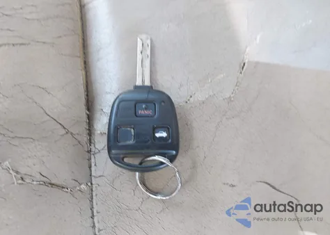 2002 Lexus Es 300 из США, поврежденный, VIN JTHBF30G725034009